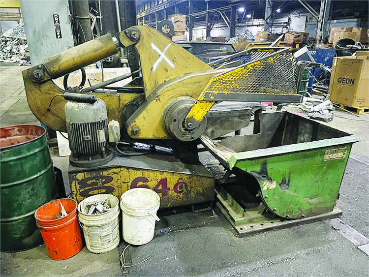 Dade Auctions – McIntyre Model 640 25.5 Inch Alligator Shear